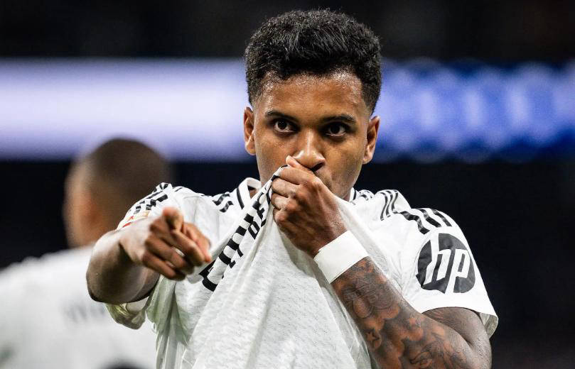 备受关注的, 冷淡, 顶级薪水 备受关注的, 冷淡, 顶级薪水