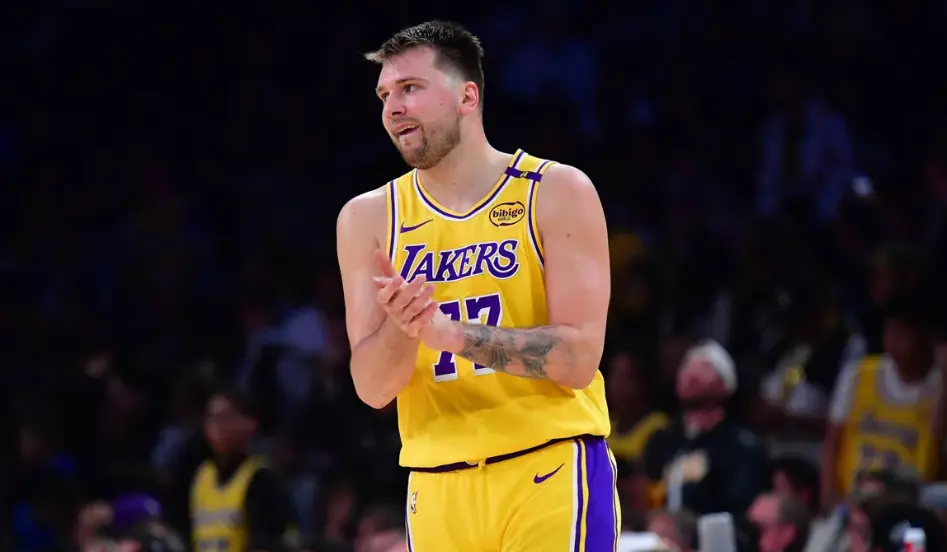 海斯, 因就是首发, 岁詹皇终让 海斯, 因就是首发, 岁詹皇终让