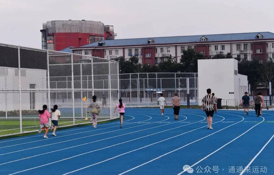 在得知市民, class