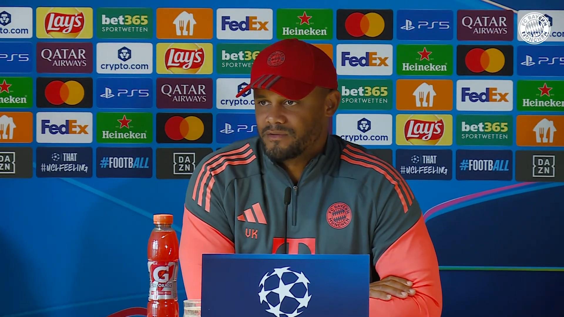 向全世界展, 水平