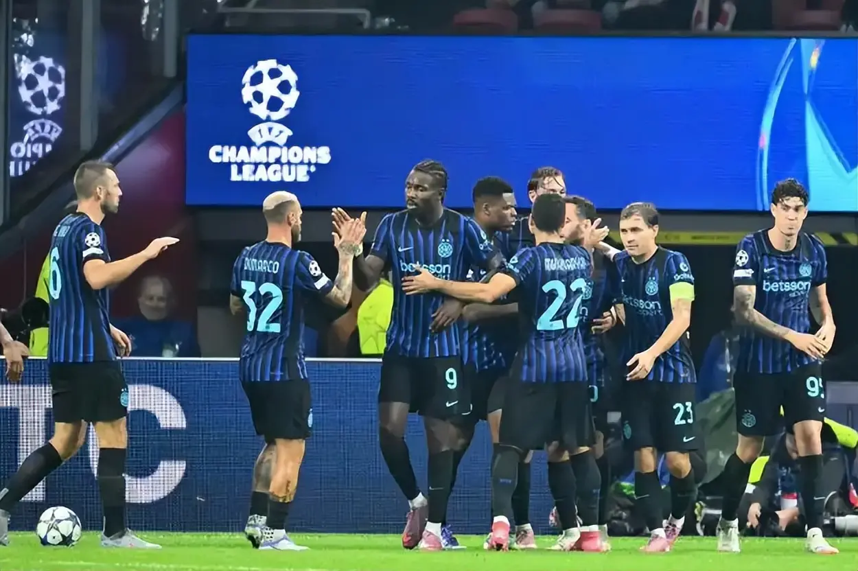 合阵容, 年轻球员的 合阵容, 年轻球员的